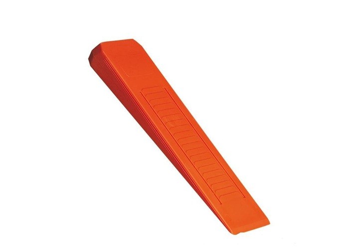 Klin plastový Nordforest 19cm