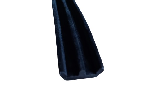 tesnenie posuv. skla bočné